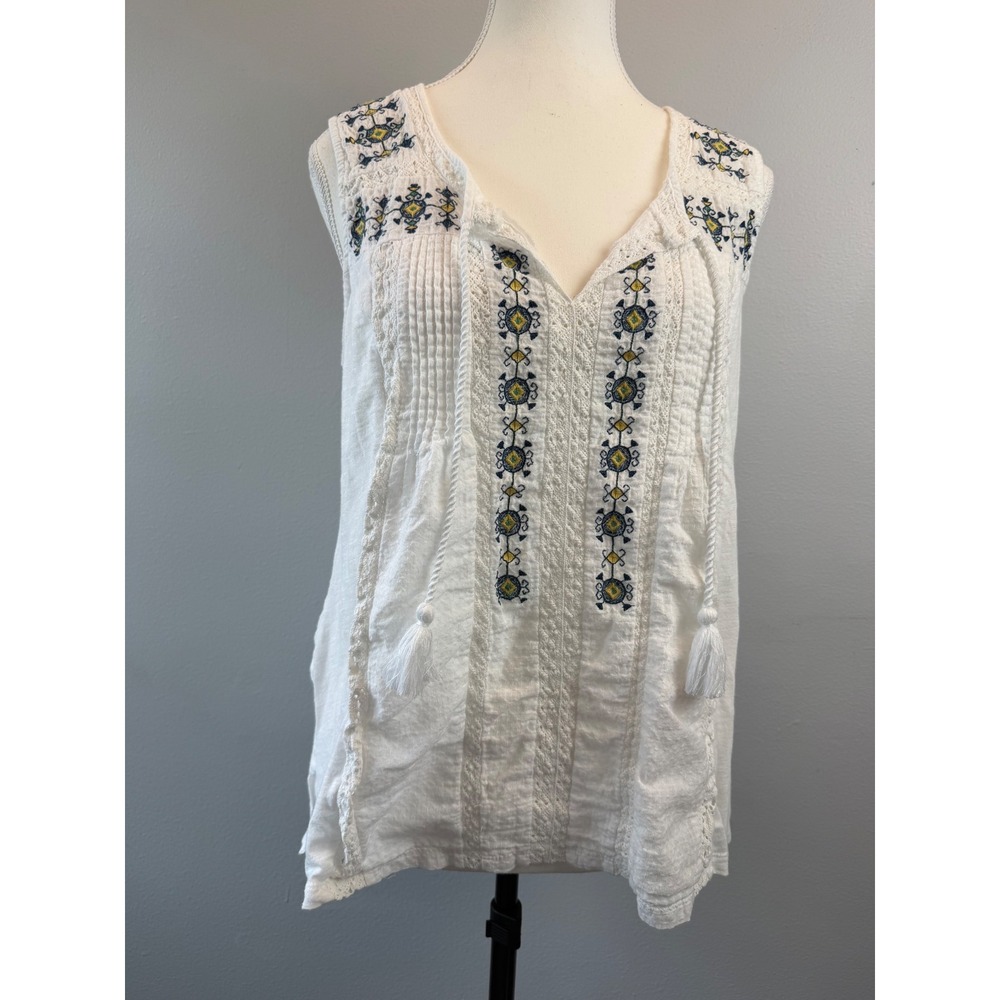 Lucky Brand Large White Embroidered Sleeveless Peasant Top Tassel Boho Blouse